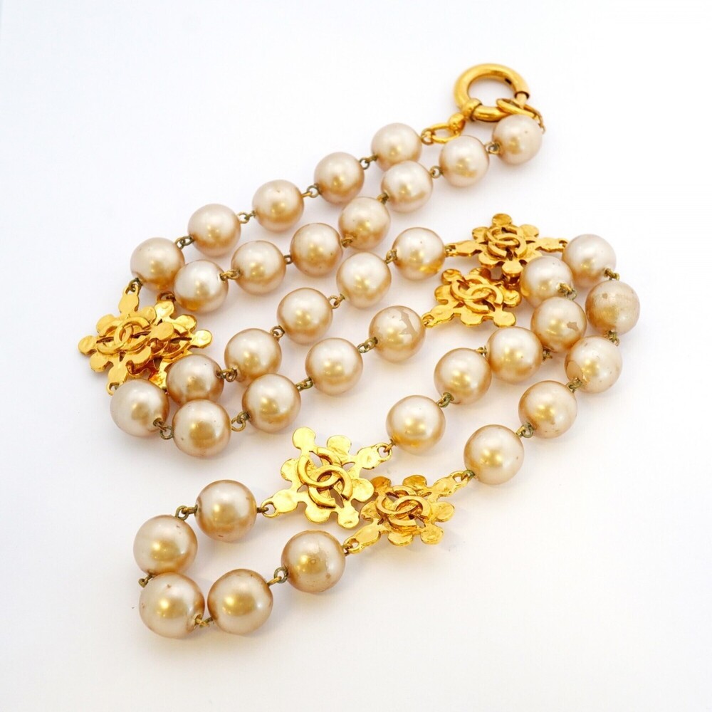 CHANEL Gold Pearl Logo Necklace - Picture 3 of 8